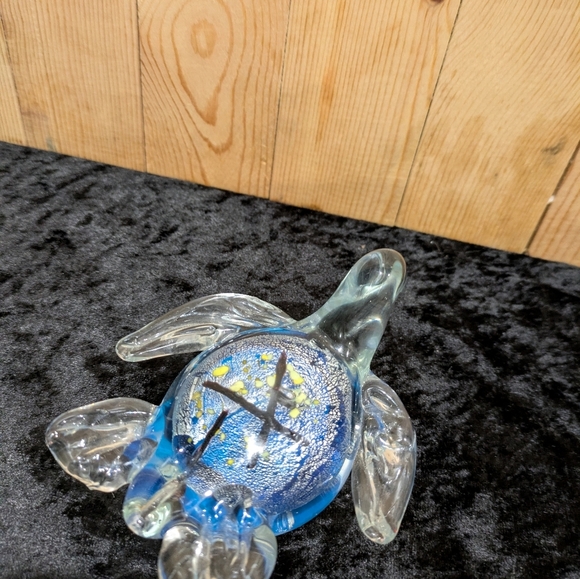 Blue and Clear Glass Turtle Figurine 4x4 - Picture 5 of 5